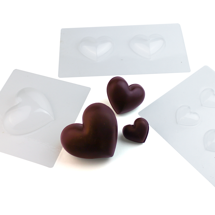 picture Set of smooth hearts, figure, plastic molds